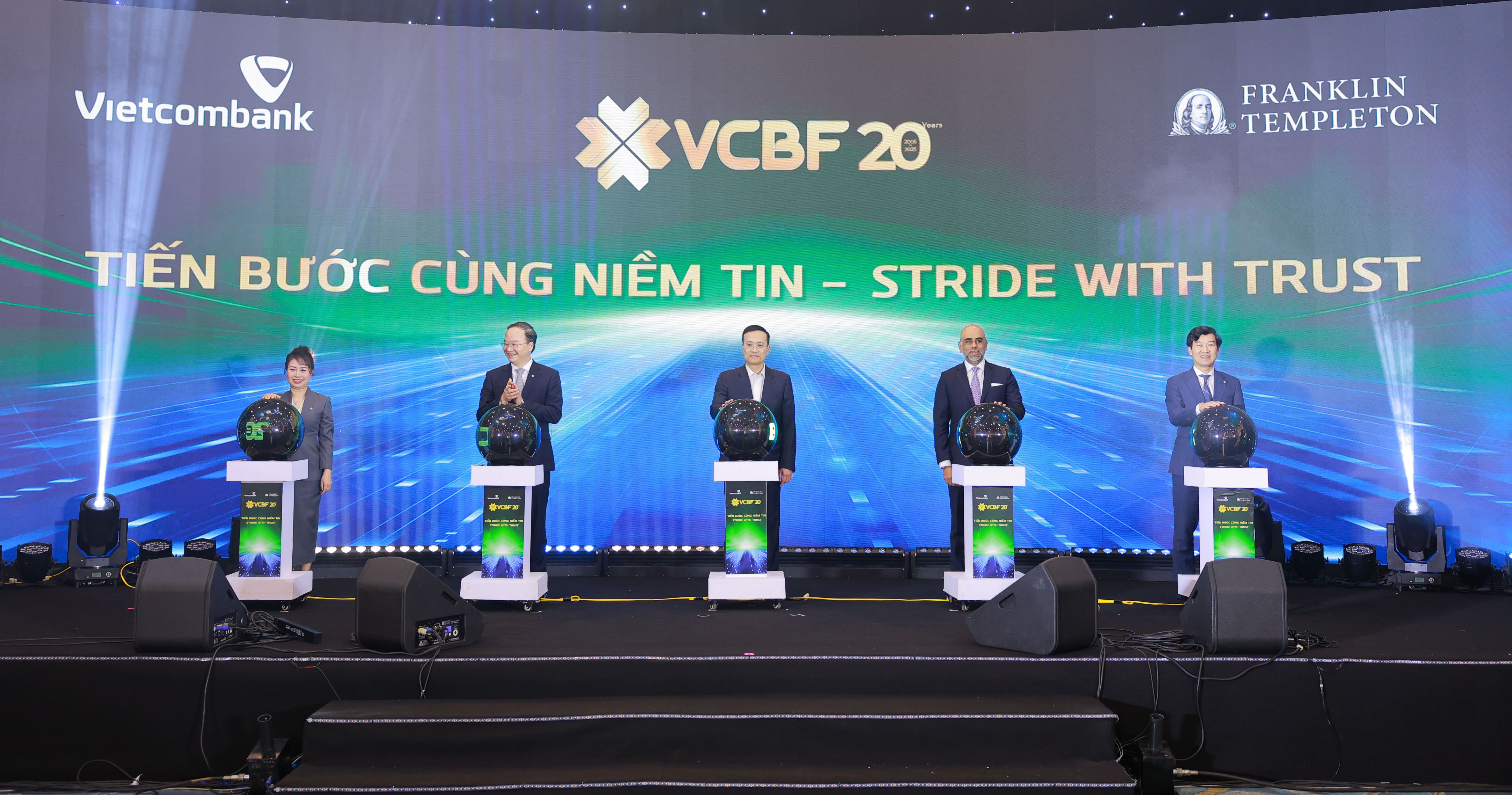 nghi-thuc-20-nam-vcbf